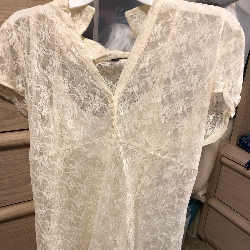 White lacy tee